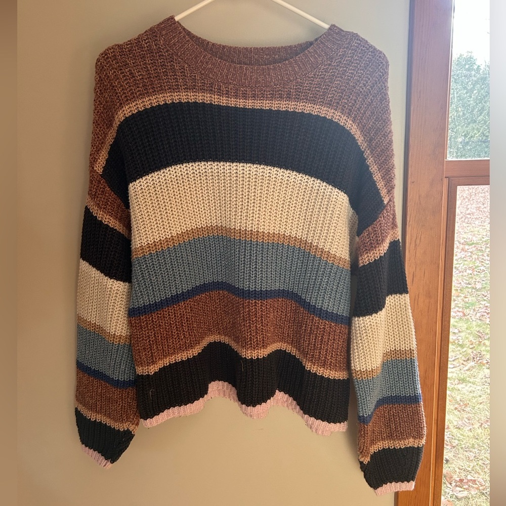 American Eagle Sweater